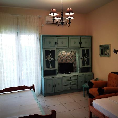 Sweet Home Asproválta Ngoại thất bức ảnh
