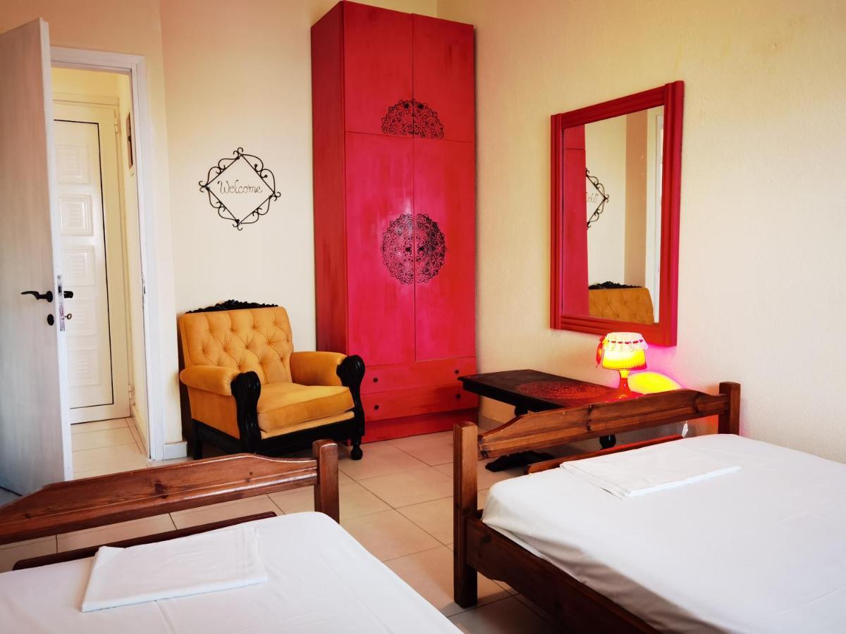 Sweet Home Asproválta Ngoại thất bức ảnh