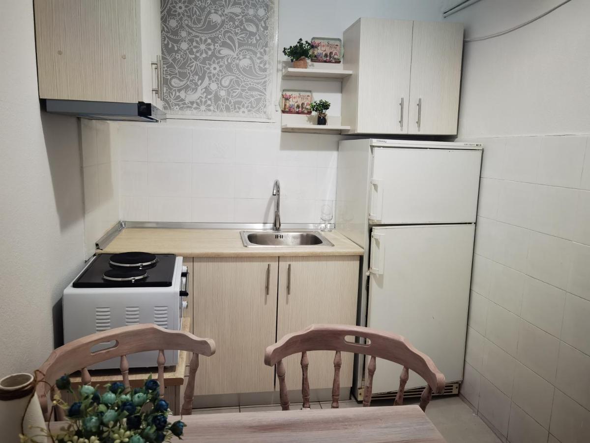 Sweet Home Asproválta Ngoại thất bức ảnh